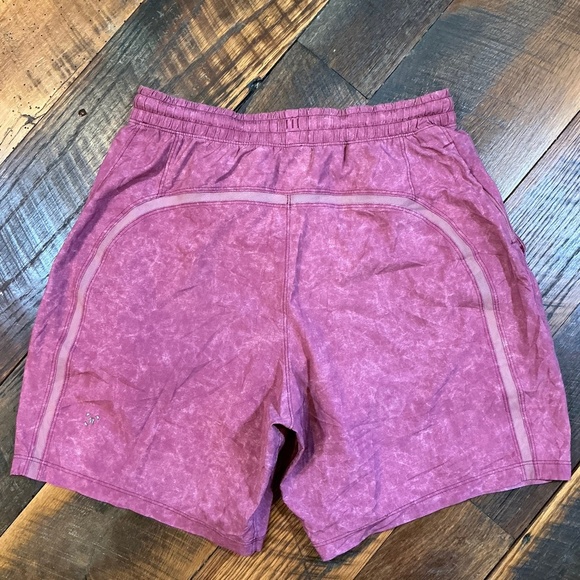 Lululemon Pace Breaker Shorts Small | Burgundy Acid Wash | Lined Training Men’s - Picture 3 of 7